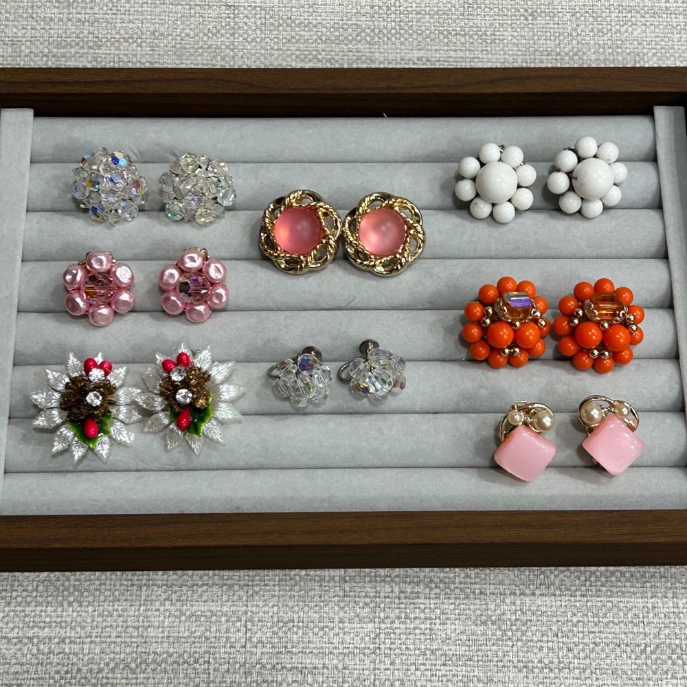 Clip On Screw Back Vintage Earring Lot Aurora Borealis Milk Glass Floral 8 Pair